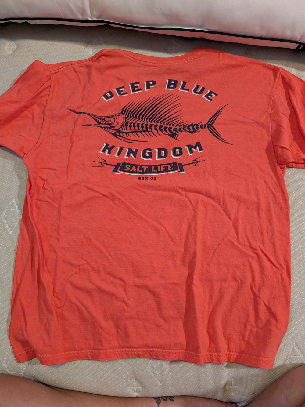 Salt Life Deep Blue Kingdom Men's Coral Graphic T-Shirt